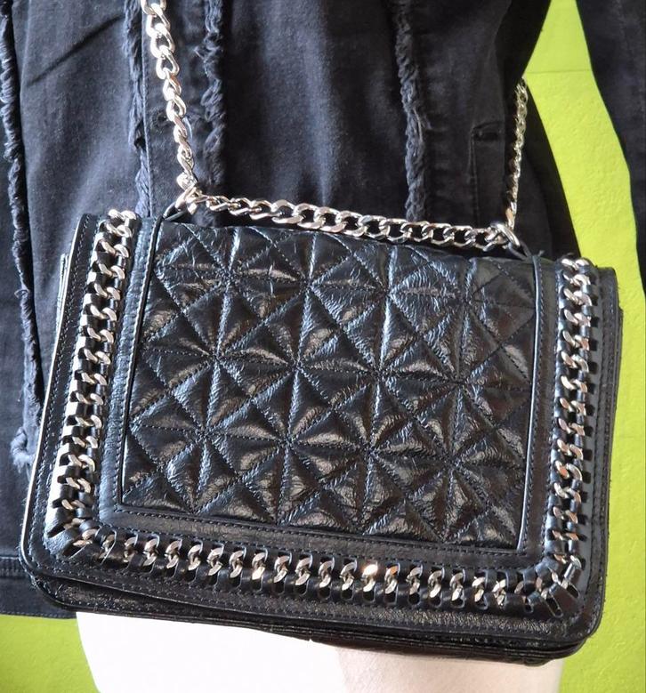 Zara leren tas met ketting, Handtassen en Accessoires, Tassen | Damestassen, Zo goed als nieuw, Ophalen of Verzenden