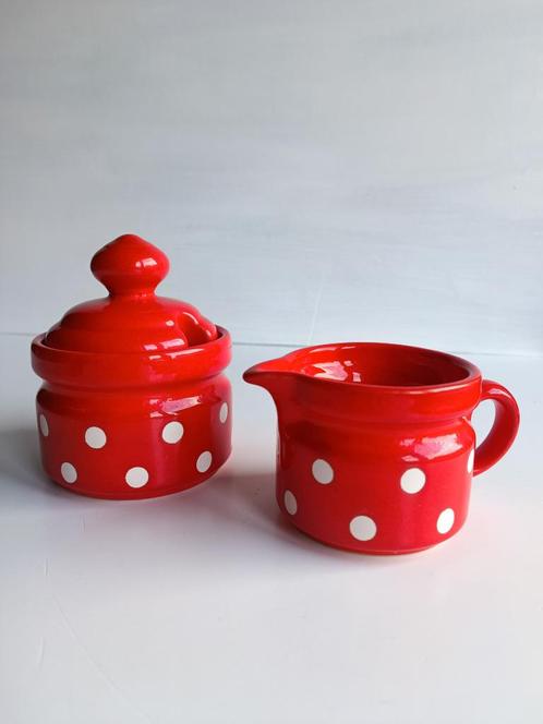 Waechtersbach melkkan en suikerpot — rood met witte stippen, Antiek en Kunst, Antiek | Keramiek en Aardewerk, Ophalen of Verzenden