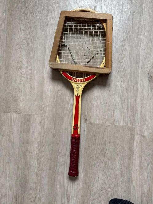 Vintage tennisracket Spalding Court King, incl houten klem, Sport en Fitness, Tennis, Gebruikt, Racket, Overige merken, Ophalen of Verzenden