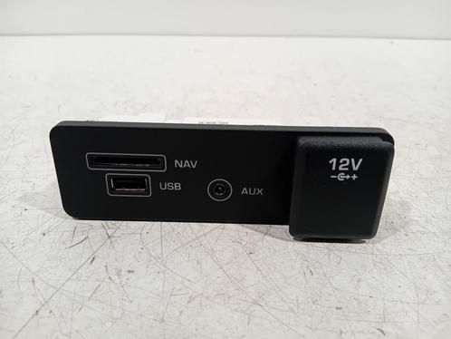 AUX POORT Discovery Sport (LC) (01-2014/-) (fk7219c166bc), Auto-onderdelen, Overige Auto-onderdelen, Land Rover, Gebruikt