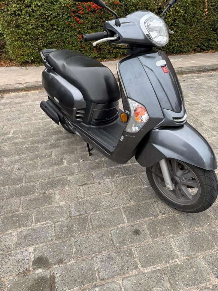 Scooter b klasse ( top staat), Fietsen en Brommers, Scooters | Overige merken, Nieuw, Klasse B (45 km/u), Benzine, Ophalen of Verzenden