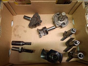 CNC-frezen div, Enlèvement, Utilisé