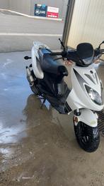Scooter à vendre keeway f-act focus bien lire l annonce mrc, Fietsen en Brommers, Ophalen, Tweetakt, Overige modellen, 50 cc