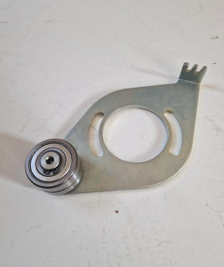 Tendeur pour ceinture Technogym Bike Artis Unity DBC Poly-V, Sports & Fitness, Équipement de fitness, Comme neuf, Autres types