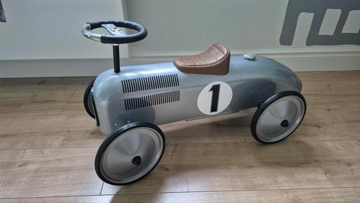 Voiture autoportée Gollnest & Kiesel Goki grise, Enfants & Bébés, Jouets | Extérieur | Véhicules & Draisiennes, Comme neuf, Véhicule de marche