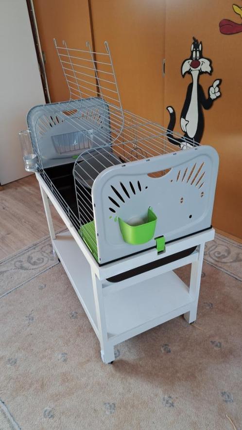 CAGE A LAPIN AVEC SUPPORT A ROULETTES, Animaux & Accessoires, Rongeurs & Lapins | Cages & Clapiers, Neuf, Cage, Lapin, Enlèvement