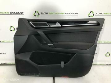 Deurpaneel Rechts Voor Volkswagen Golf Sportsvan 517867012 beschikbaar voor biedingen
