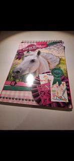 Sketchboek 'Horse World' by Canenco, Boeken, Ophalen, Zo goed als nieuw