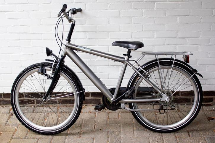 Lichtgewicht jongensfiets, 24" (vr 8-10 jaar), Fietsen en Brommers, Fietsen | Jongens, Gebruikt, 24 inch, Versnellingen, Ophalen