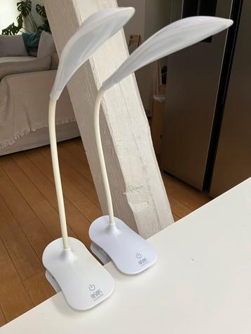 Twee klemlampen voor bed of bureau (oplaadbaar), Enlèvement ou Envoi, Utilisé