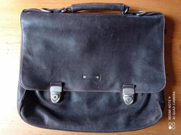 Serviette à rabat en cuir Jean Louis Fourès Baroudeur beschikbaar voor biedingen