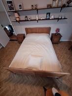 2 persoonsbed, 2 nachtkastjes, 1 commode en kleerkast, Ophalen of Verzenden, Zo goed als nieuw, 200 cm