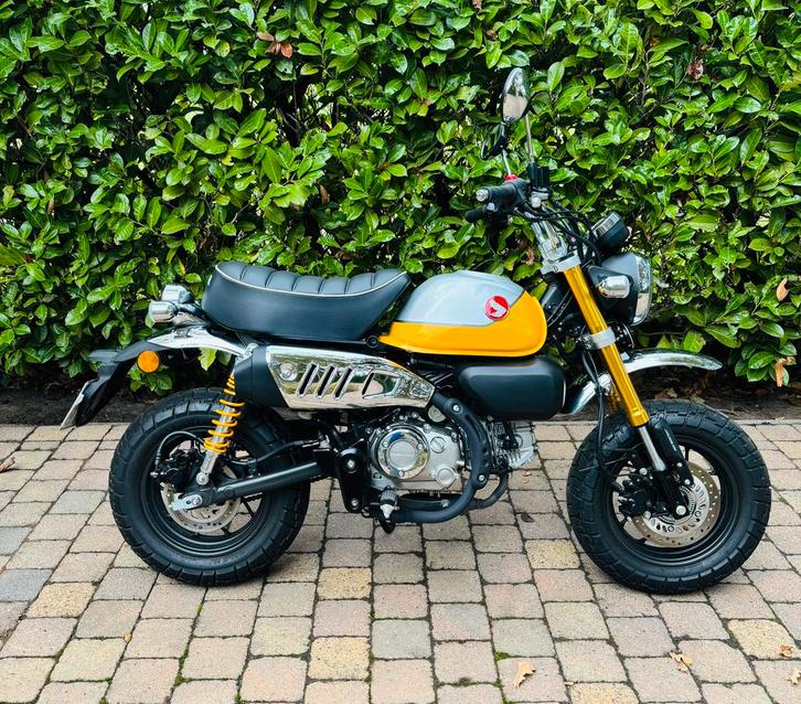 Honda Monkey 125cc 2022, Motoren, Motoren | Honda, Particulier, Naked bike, 11 kW of minder, 1 cilinder, ABS, LED Verlichting