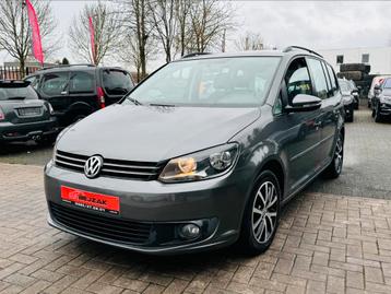 Volkswagen Touran 1.6TDI Euro 5 propere auto beschikbaar voor biedingen