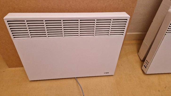 Atlantic 1500W elektrische convectorverwarming, Doe-het-zelf en Bouw, Verwarming en Radiatoren, Zo goed als nieuw, Radiator, 800 watt of meer