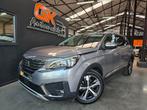 PEUGEOT 5008 ALLURE // 7 PLACES // PANO, Voorwielaandrijving, Monovolume, 1199 cc, Leder en Stof