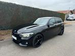 BMW 118i | M Pack | 2019 | Automaat | Led | 105.000km, Auto's, BMW, Zwart, Bedrijf, 5 zetels, 3 cilinders