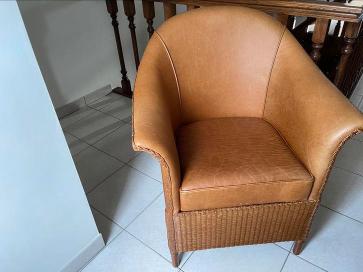 Luxe salon zetel ( fauteuil ) 175 euro, Huis en Inrichting, Zetels | Zetels, Zo goed als nieuw, Hout, Leer, Riet of Rotan, Ophalen