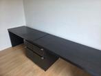 2 x Malm Bureau Zwart, Huis en Inrichting, Bureaus, Ophalen, Bureau
