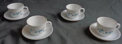 Arcopal Veronica 4 Stuks Kop en Schotel Set H6xO8cm 20cl Tas, Huis en Inrichting, Keuken | Servies, Zo goed als nieuw, Verzenden