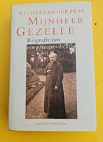 Boek Mijnheer GEZELLE - Biografie van een Priester/Dichter, Boeken, Biografieën, Ophalen of Verzenden, Zo goed als nieuw