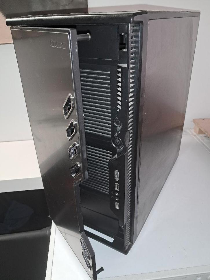 Boitier PC Antec, Informatique & Logiciels, Boîtiers d'ordinateurs, Utilisé, Enlèvement