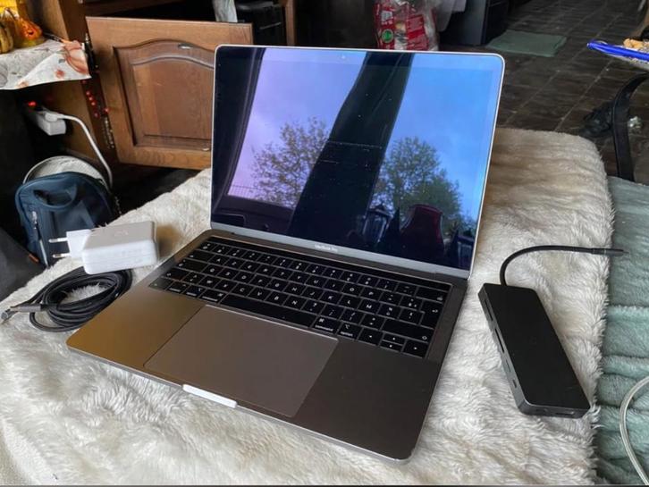 MacBook Pro touch bar, Computers en Software, Apple Macbooks, Gebruikt, MacBook, 13 inch, 128 GB of minder, Azerty, Ophalen
