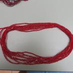 Halsjuweel rode steentjes (6x) lengte 62 cm rekbaar, Ophalen of Verzenden, Nieuw, Rood, Overige materialen
