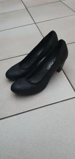 pumps maat 40, Kleding | Dames, Schoenen, Ophalen of Verzenden, Zo goed als nieuw, Pumps
