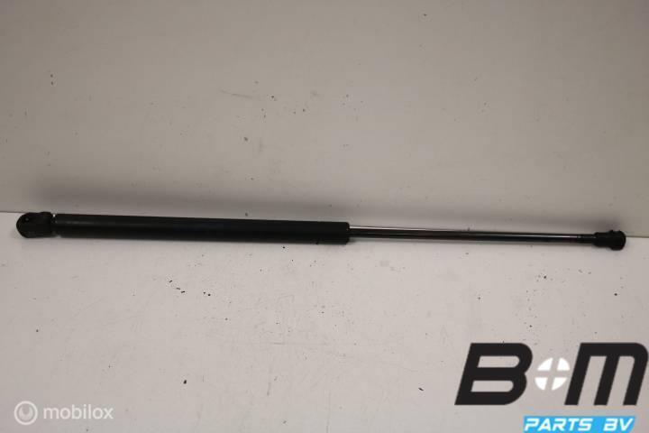 Gasdrukveer voor motorkap VW Golf 4, Auto-onderdelen, Carrosserie, Gebruikt