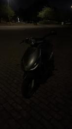 Piaggio zip 4t iget a klasse te koop in perfecte staat, Fietsen en Brommers, Scooters | Piaggio, Ophalen, Zo goed als nieuw, Zip