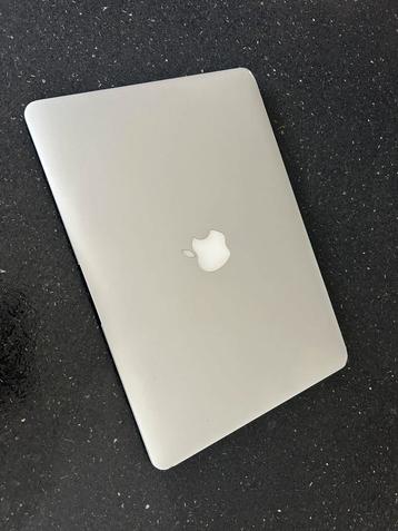 Macbook air (13inch, 2017) beschikbaar voor biedingen