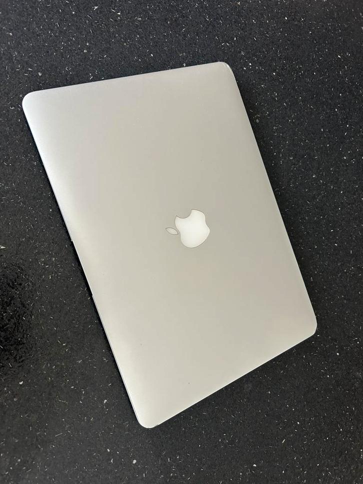Macbook air (13inch, 2017), Computers en Software, Apple Macbooks, Gebruikt, MacBook, 13 inch, Onbekend, Onbekend, 8 GB, Azerty