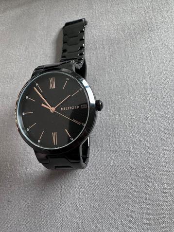 Dames horloge Tommy Hilfiger beschikbaar voor biedingen