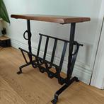 Table d'appoint/porte-revues en fer forgé et bois, Enlèvement