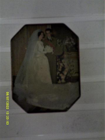 Vintage blikken doos Koningshuis beschikbaar voor biedingen