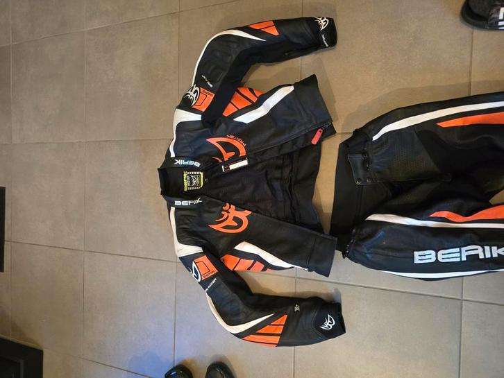 Wegens stop van hobby, Motoren, Kleding | Motorhelmen, Integraalhelm, M, Shark, Tweedehands, Ophalen