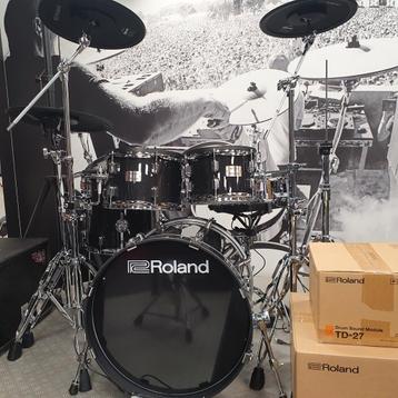 Roland VAD507, nieuwste Roland digitale drumstel. Met VH14 H