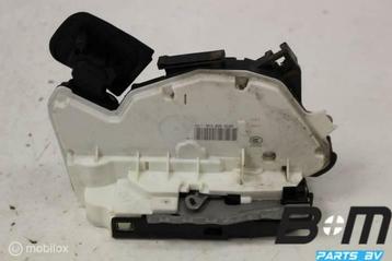 Portierslot RA (bijrijderskant) VW Golf 7 Variant 5K4839016R beschikbaar voor biedingen