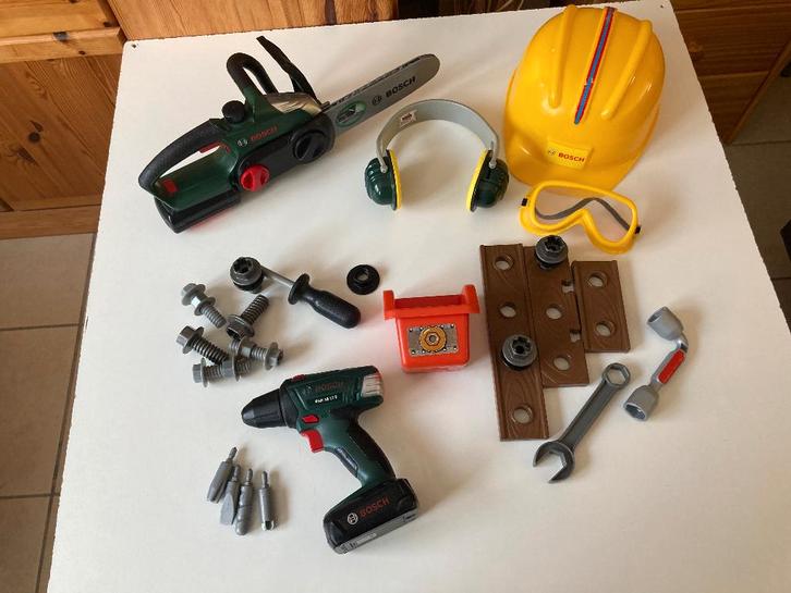 Outils de bricolage Bosch - jouet pour enfant rotatif sonore, Enfants & Bébés, Jouets | Éducatifs & Créatifs, Bricolage, Sonore