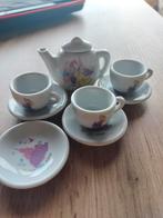 Porselein service voor kinderen, Ophalen