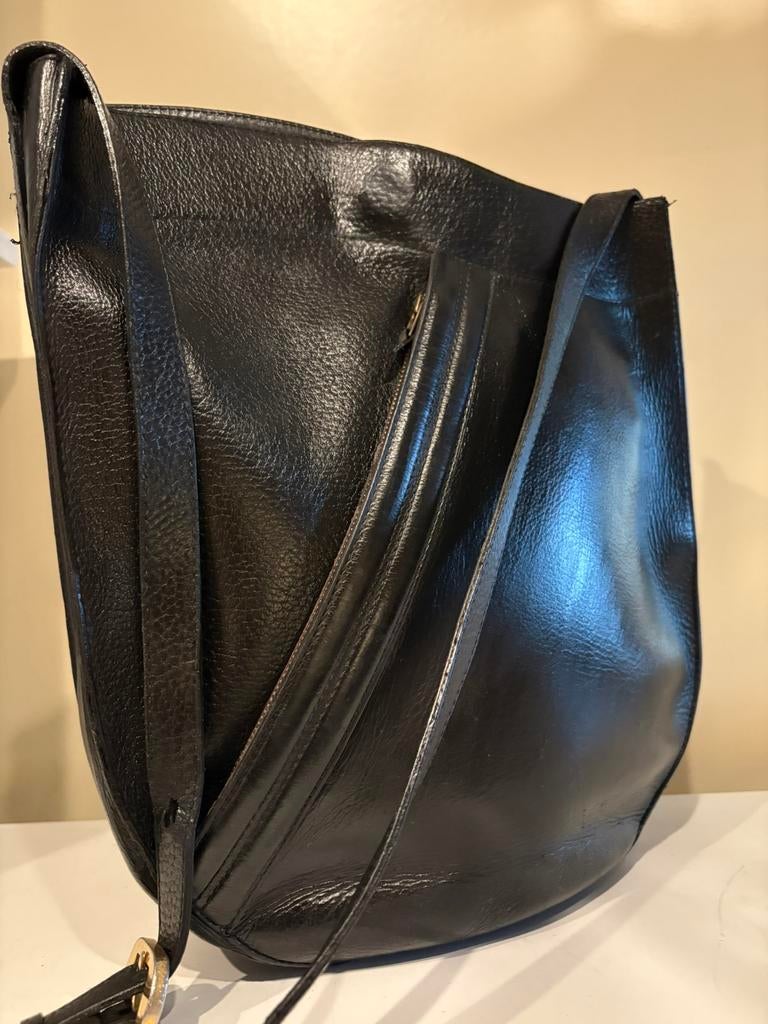 DELVAUX vintage cross over tas, Bijoux, Sacs & Beauté, Sacs | Sacs Femme, Comme neuf, Noir, Enlèvement ou Envoi