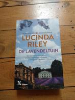 Lucinda Riley - De lavendeltuin, Ophalen of Verzenden, Zo goed als nieuw, Lucinda Riley