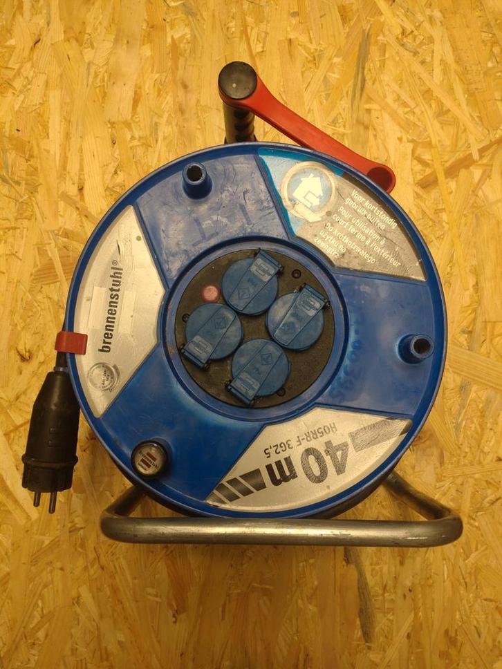 Kabelrol - Brennenstuhl (40m), Doe-het-zelf en Bouw, Overige Doe-Het-Zelf en Bouw, Gebruikt, Ophalen