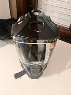 Motorhelm, Motoren, Ophalen