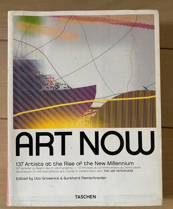 ART NOW disponible aux enchères