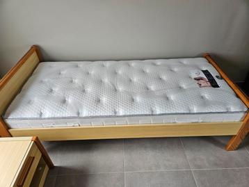 Matras 1 persoonsbed beschikbaar voor biedingen