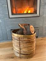 Rieten mand met kopere rand, Huis en Inrichting, Ophalen of Verzenden, Hout, Mand
