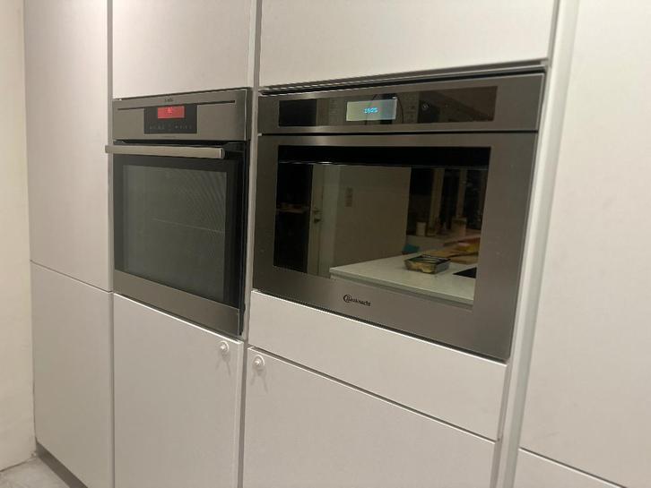 Micro-ondes encastrable Bauknecht EMCCT 9145, Electroménager, Micro-ondes, Utilisé, Encastré, Croustillant, Gril, Plaque tournante