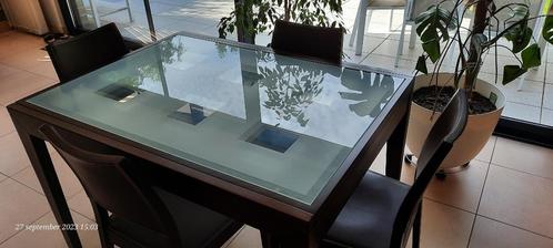 Mahoniehouten eettafel met 4 leren stoelen, Huis en Inrichting, Complete eetkamers, Zo goed als nieuw, 4 tot 6 stoelen, Ophalen